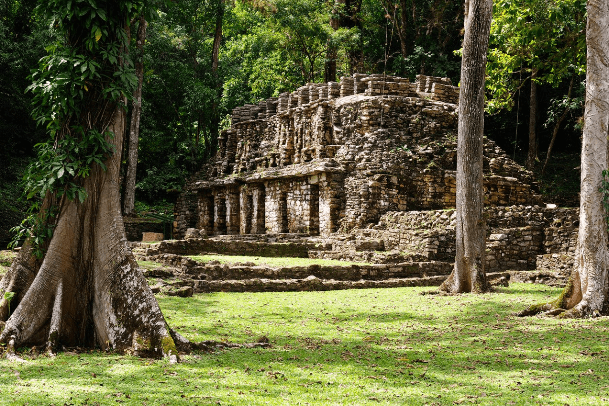 yaxchilan